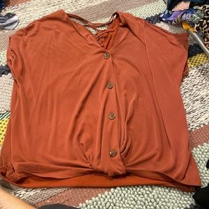 Beautiful floral back front tie shirt!